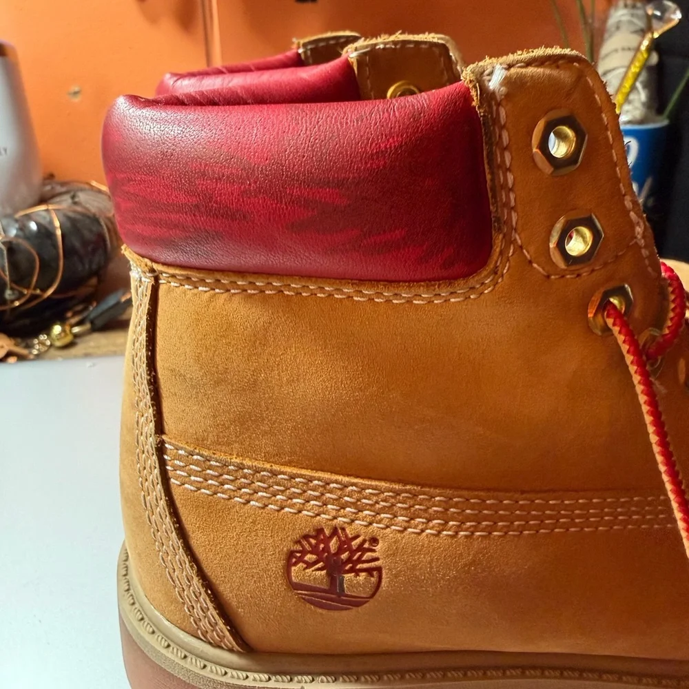 Boys tan and red timberland boots. Size 2.